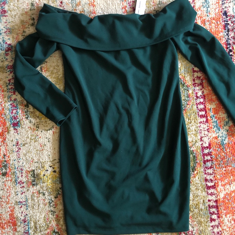 BouBou Evergeen Off the Shoulder Dress Size L NWT